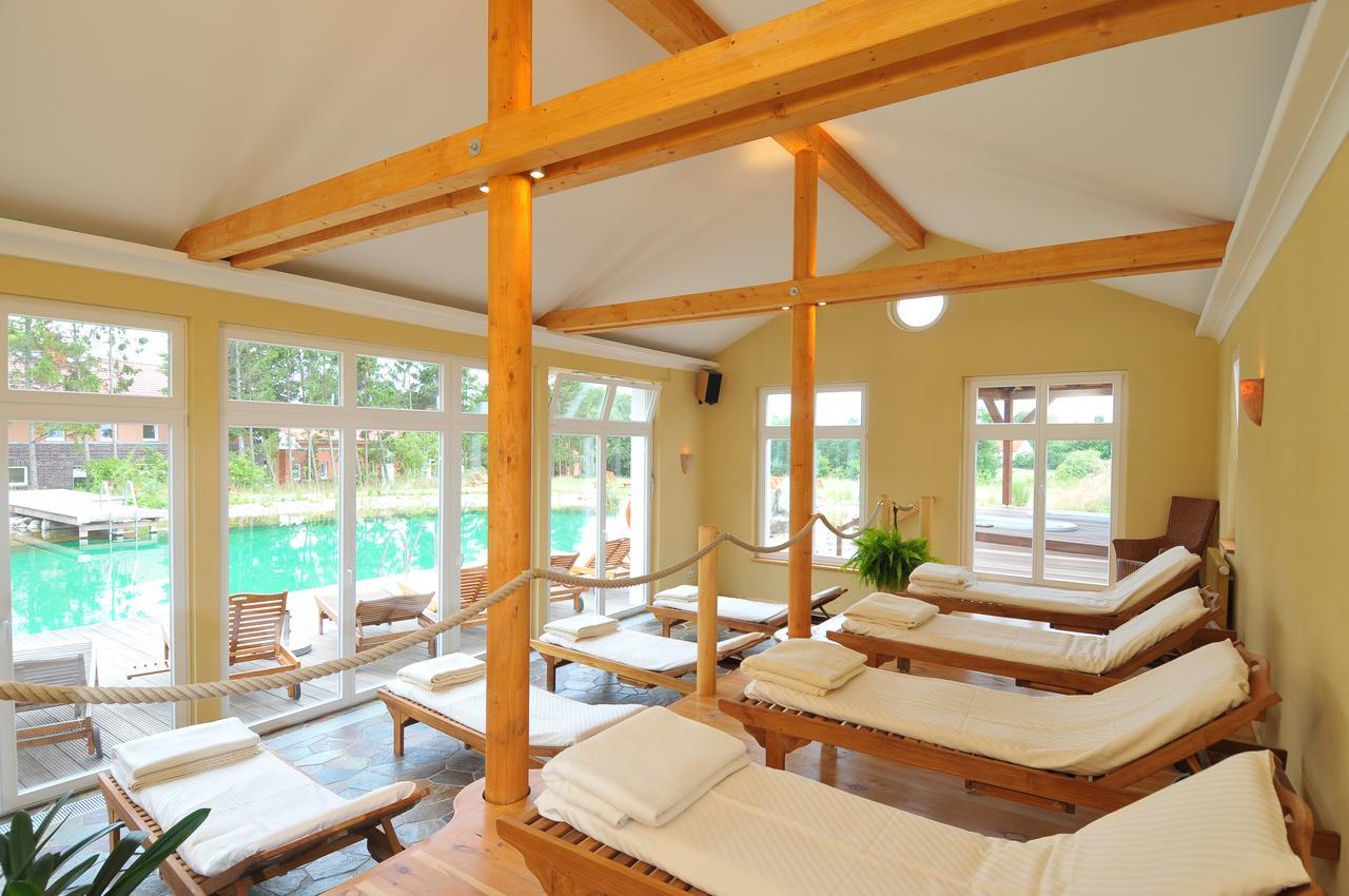 Bio- Und Gesundheitshotel Gutshaus Stellshagen Экстерьер фото