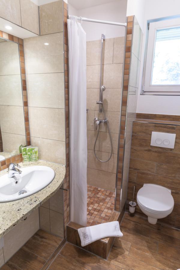 Bio- Und Gesundheitshotel Gutshaus Stellshagen Экстерьер фото